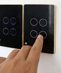 Công tắc công suất cao - Bluetooth Mesh lumi smart home là Thiết bị phù hợp với công trình có giải pháp Smart Lighting (2022). Thiết bị được tích hợp cả 2 chuẩn - Bluetooth Mesh & Zigbee, để có thể điều khiển trực tiếp những lộ đèn Smart Lighting (Bluetooth) và tạo tính ổn định cho mạng Zigbee. Thiết bị hỗ trợ bật/tắt từ 1 đến 3 kênh đầu tải ra. Trong đó có kênh 1 dùng cho tải Công suất cao. Giao thức truyền thông không dây: Bluetooth Mesh & Zigbee. Phương thức điều khiển: Chạm cảm ứng, điều khiển từ xa trên App Lumi Life, cài đặt lịch tự động, cài đặt với cảm biến.