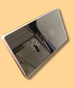 Công tắc cửa cuốn - Zigbee à thiết bị công tắc cửa cuốn của Lumi hỗ trợ điều khiển động cơ cửa cuốn. Giao thức truyền thông không dây Zigbee. Phương thức điều khiển: bằng tay, điều khiển từ xa trên ứng dụng Lumi Life thông qua bộ điều khiển trung tâm.