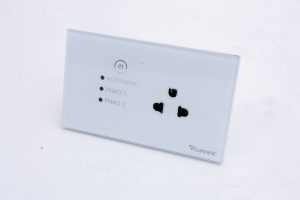 ổ cắm chống giật điện (hay còn gọi là ổ cắm chống rò rỉ điện), thì đó là một thiết bị an toàn được sử dụng để bảo vệ người dùng khỏi nguy cơ giật điện.