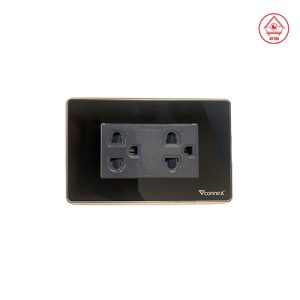 Ổ cắm chống giật cho phao điện thông minh VCONNEX, Vconnex tập trung cải tiến khả năng chống giật bằng cách sử dụng cho ổ cắm chống giật loại nguồn điện một chiều 5VDC với khả năng dẫn tiếp điểm lên phao thay vì sử dụng các loại phao điện xoay chiều 220VAC. Nhờ vậy, sản phẩm có thể loại trừ rất tốt mọi nguy cơ gây rò điện, bảo đảm an toàn tuyệt đối tính mạng cho người dùng.