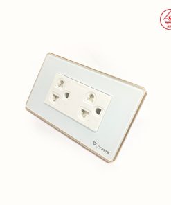Ổ cắm chống giật cho phao điện thông minh VCONNEX, Vconnex tập trung cải tiến khả năng chống giật bằng cách sử dụng cho ổ cắm chống giật loại nguồn điện một chiều 5VDC với khả năng dẫn tiếp điểm lên phao thay vì sử dụng các loại phao điện xoay chiều 220VAC. Nhờ vậy, sản phẩm có thể loại trừ rất tốt mọi nguy cơ gây rò điện, bảo đảm an toàn tuyệt đối tính mạng cho người dùng.